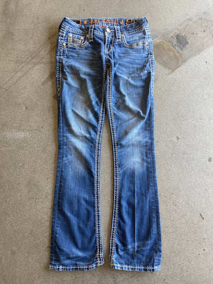ROCK REVIVAL JEANS 30 PCS