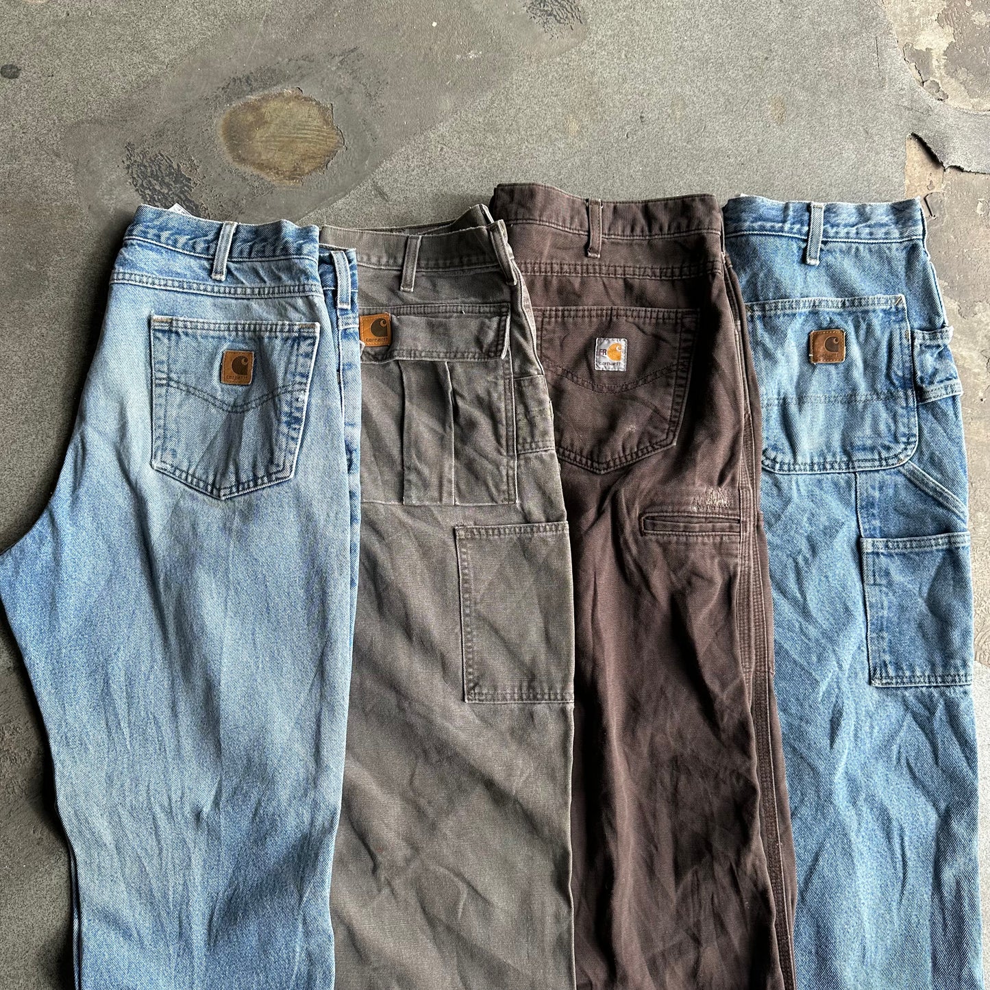 CARHARTT TROUSERS (30 PCS)