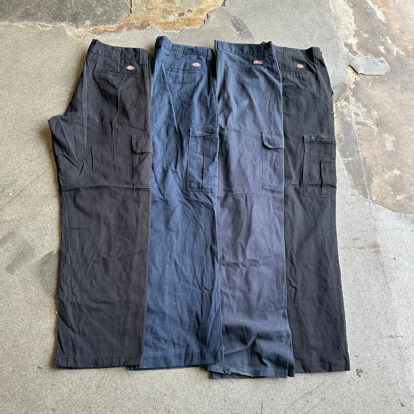 DICKIES BAGGY TROUSERS