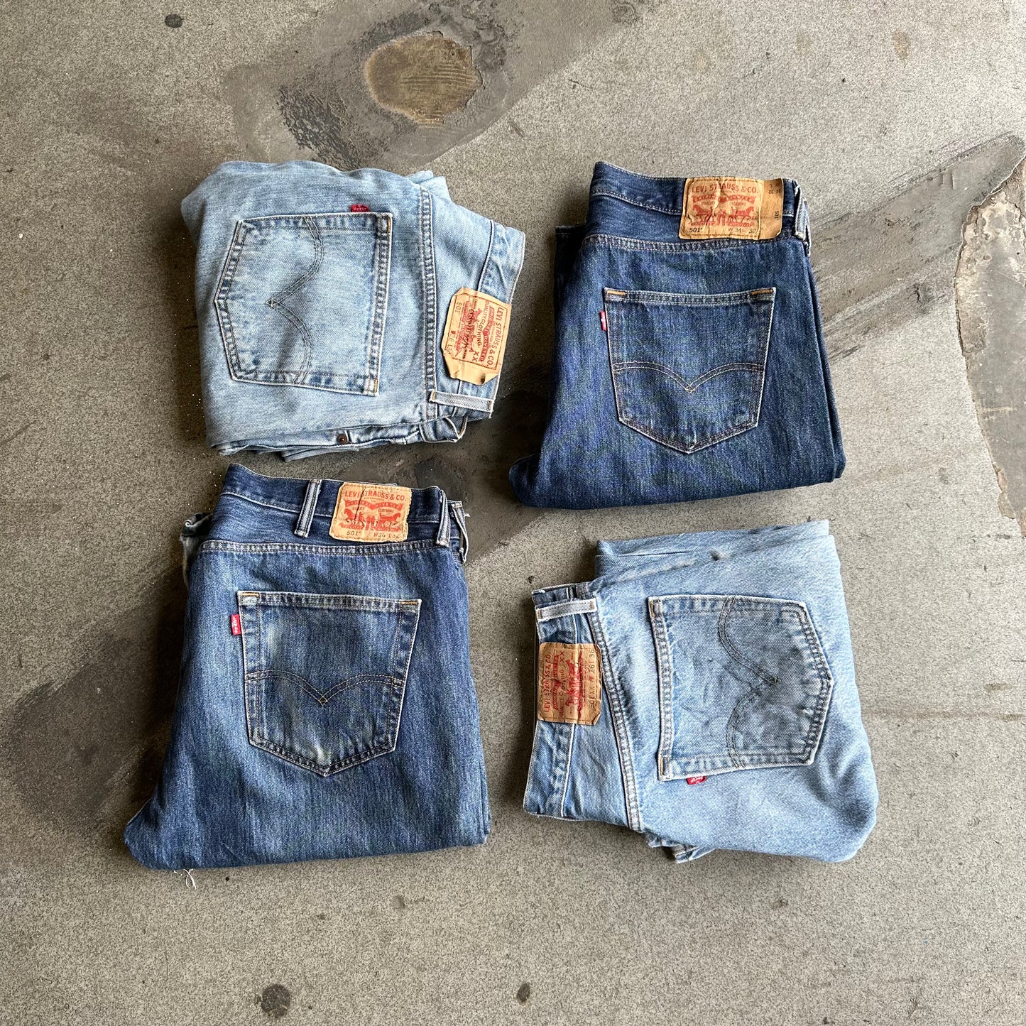 LEVI'S 501 JEANS (30 PCS)