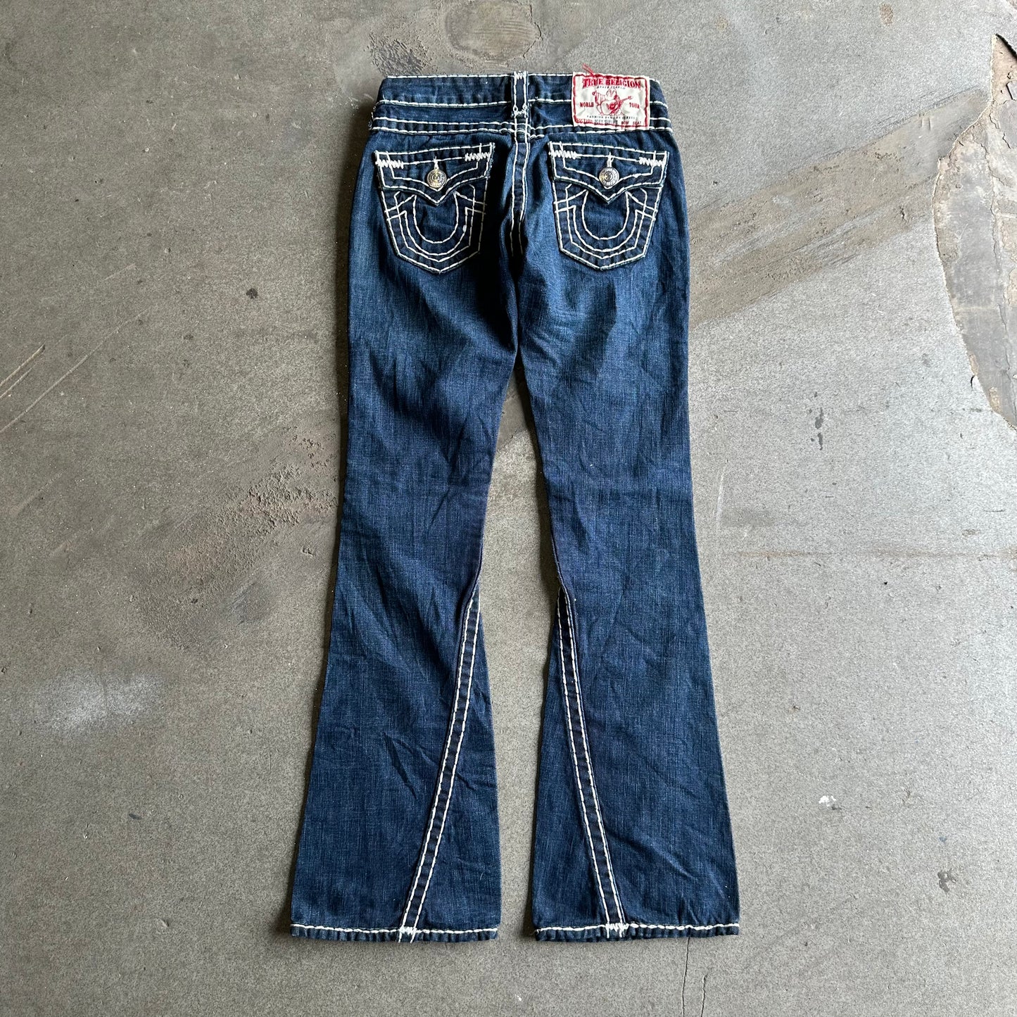 TRUE RELIGION JEANS (30 PCS)