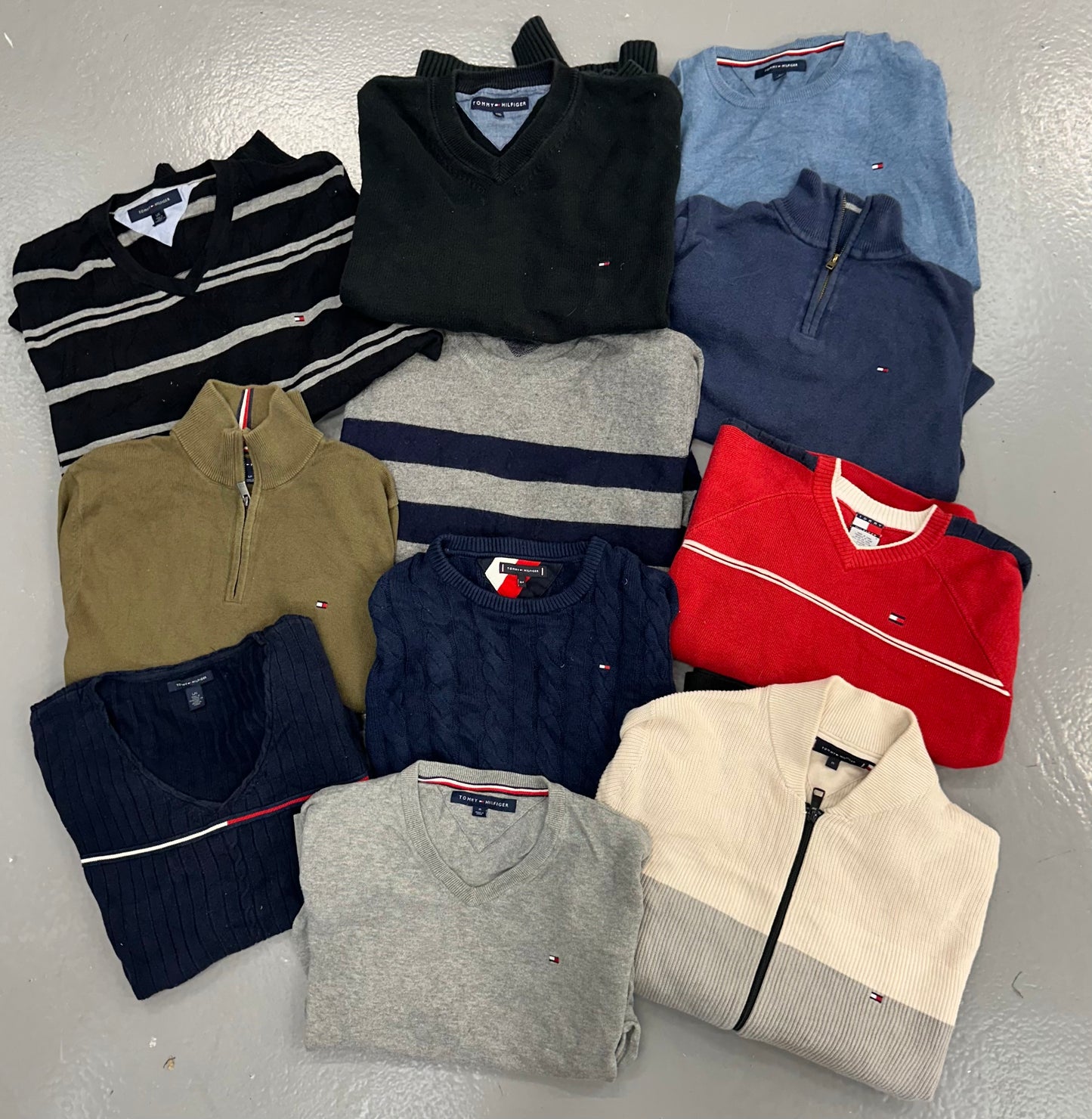 TOMMY HILFIGER MIXED KNITS X 30
