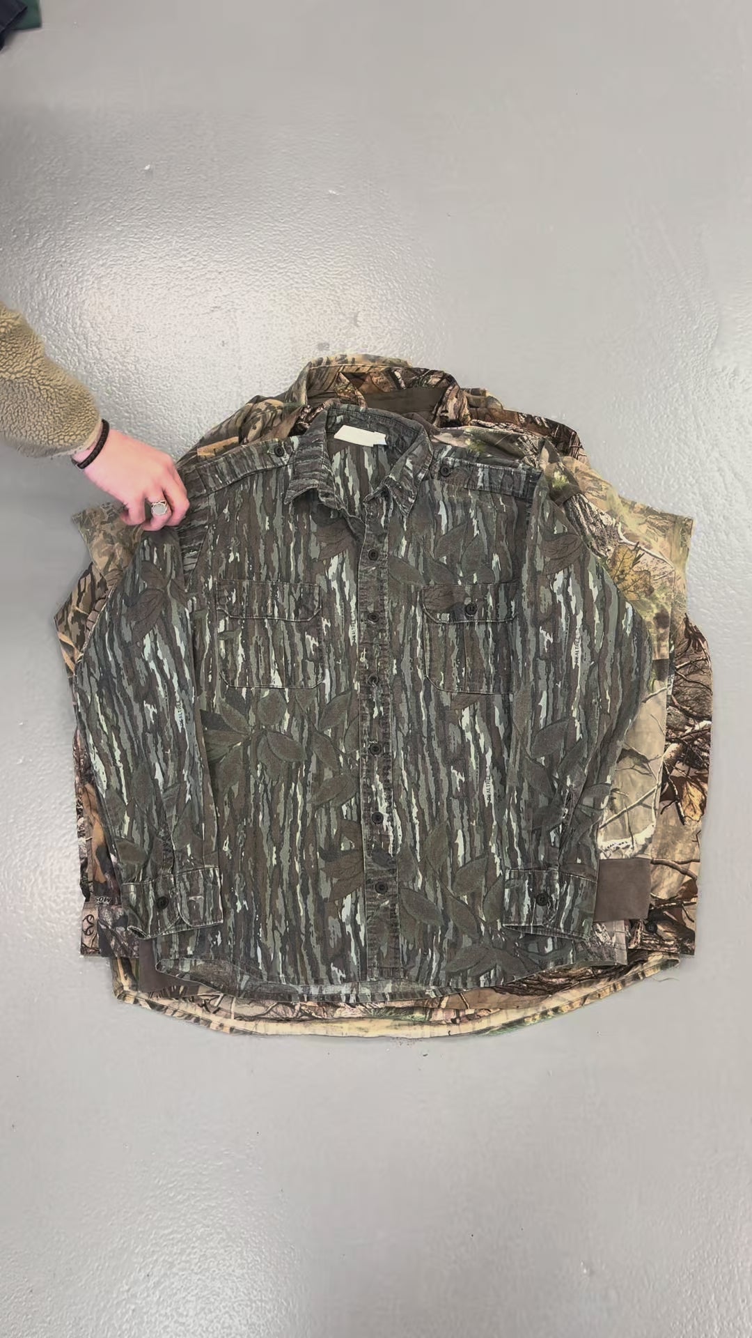 REAL TREE SHIRTS & T-SHIRTS X 20