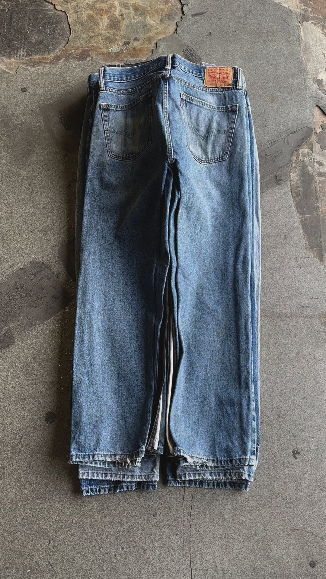 LEVI’S BAGGY JEANS X 20